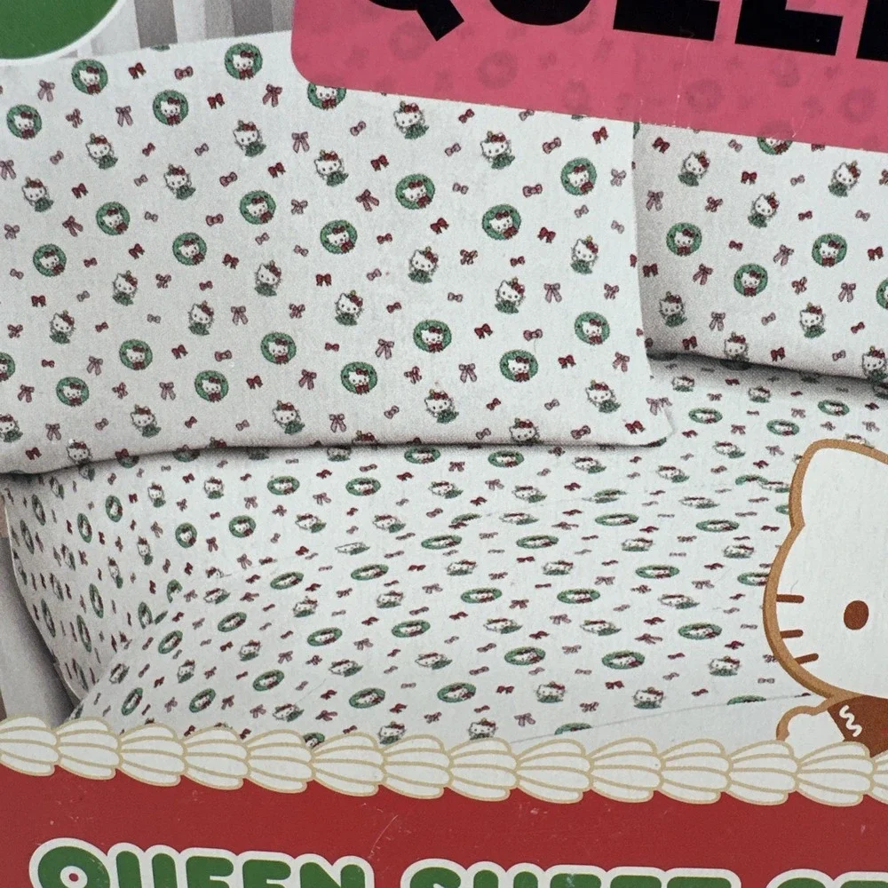 Sanrio Hello Kitty And Friends Queen Size Sheet Set‎ Christmas Wreaths NEW